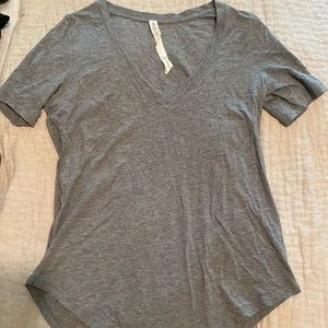Lululemon v-neck tee